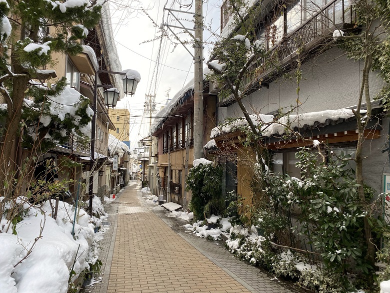 渋温泉の街並み