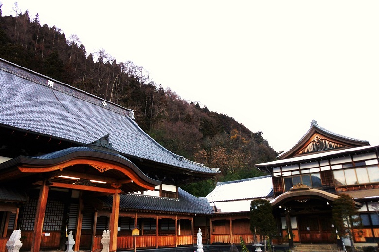 横湯山温泉寺