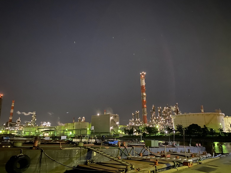 水江町の工場夜景