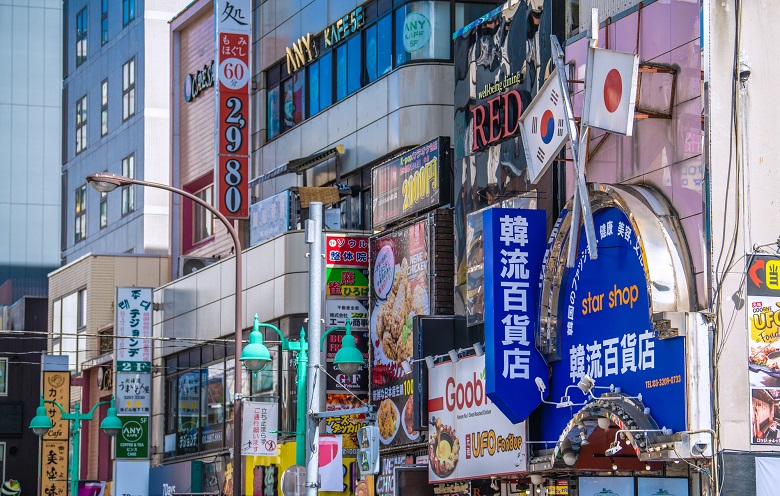 東京の人気スポットと観光バス駐車場情報【新大久保・新宿区編】