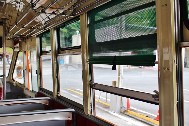 車窓からの景色にこだわりレストア