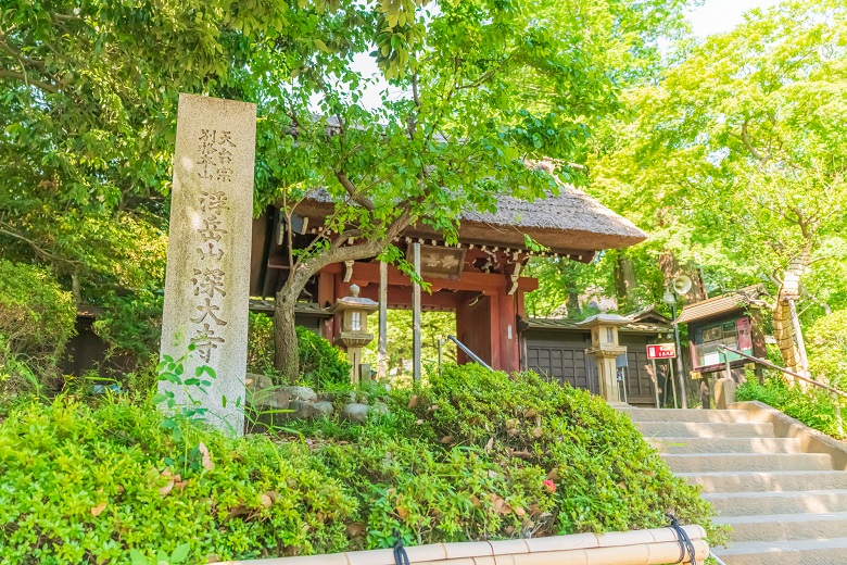 深大寺山門