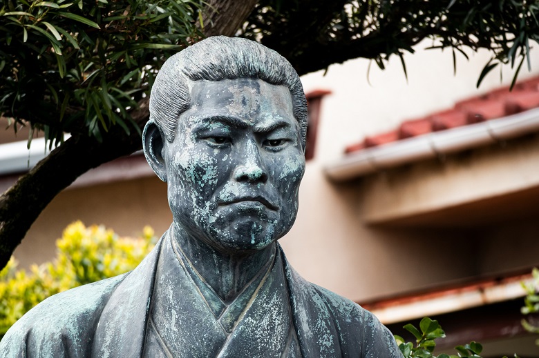 龍源寺・近藤勇銅像