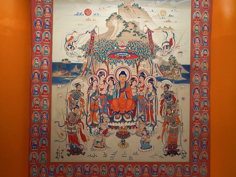 色鮮やかに復元された仏教壁画