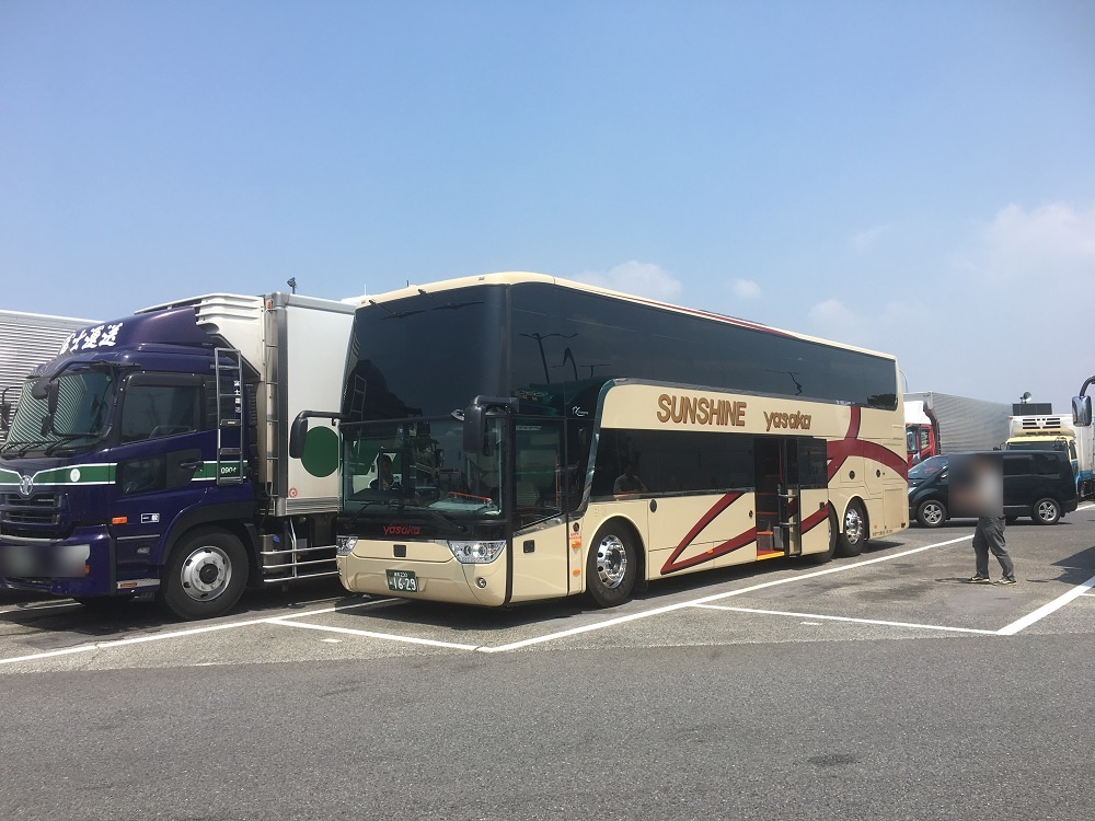 ヤサカ観光バスのアストロメガ