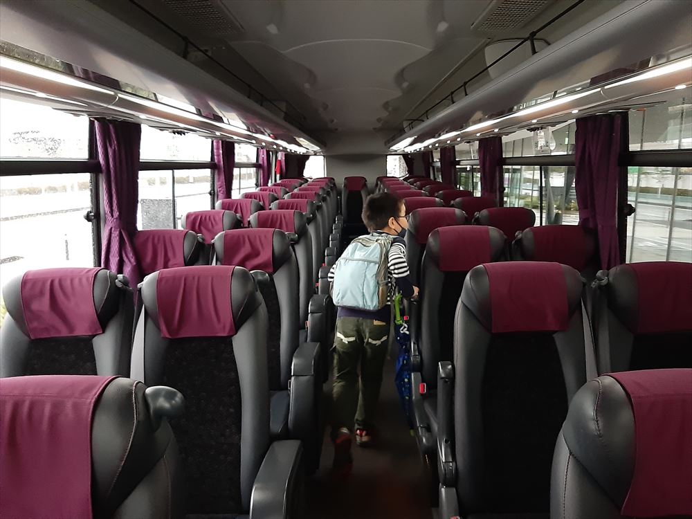 湘南台駅まで大型観光バス「ガーラ」がシャトルバスとして活躍していました！