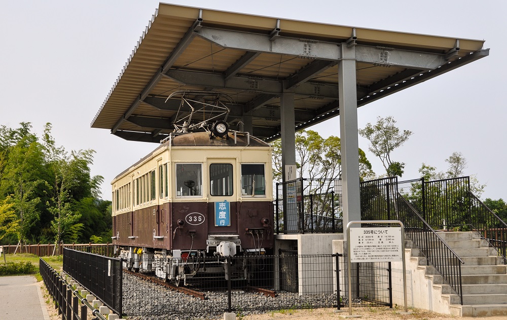 道の駅 源平の里むれの琴電