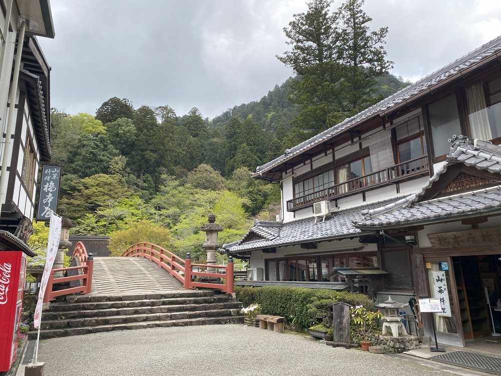 室生寺にある旅館「橋本屋」