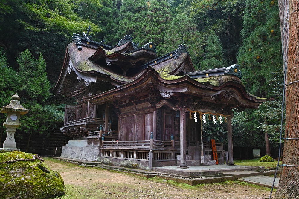 大瀧神社（岡太神社）