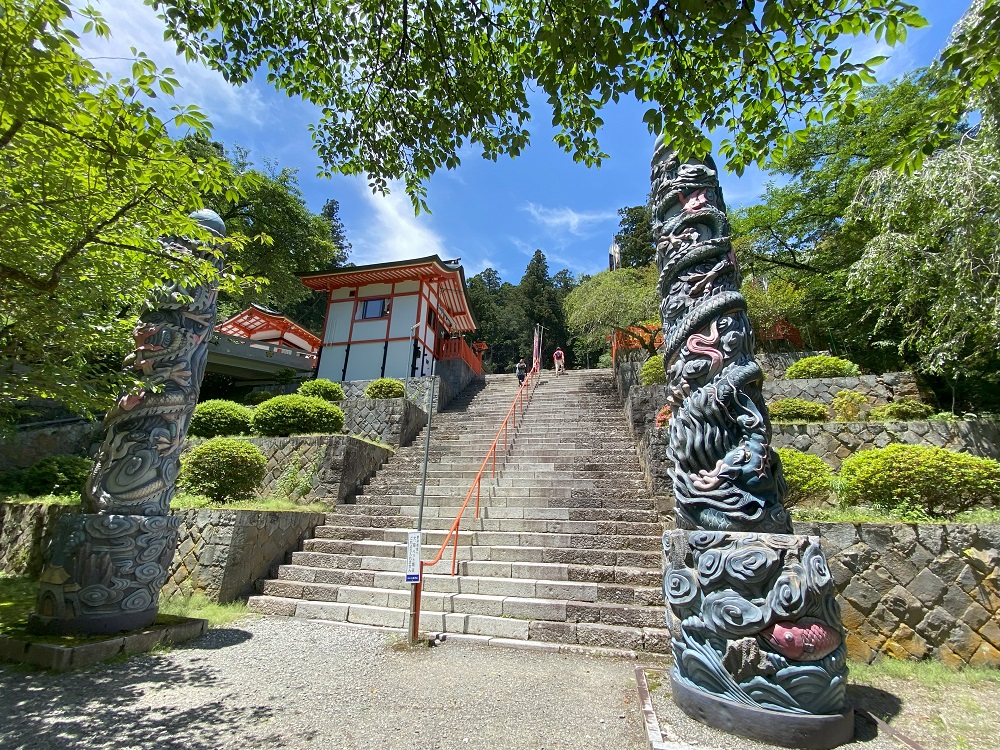 金櫻神社「昇龍・降龍」