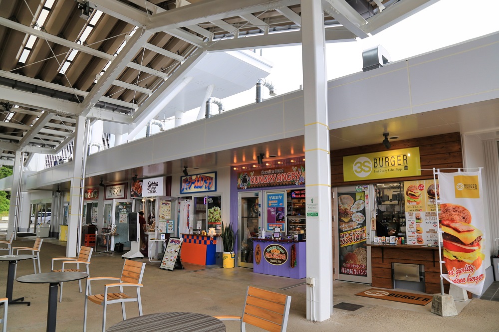 道の駅かでなのフードコート