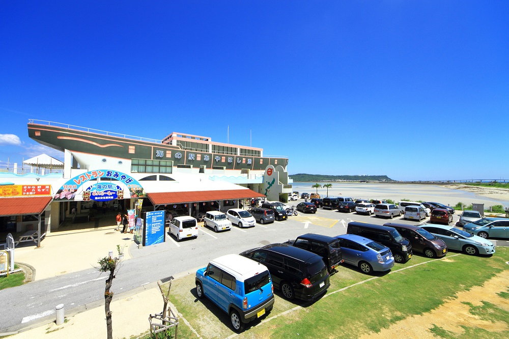 海の駅あやはし館