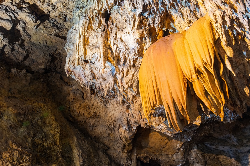 CAVE OKINAWA（鍾乳洞）