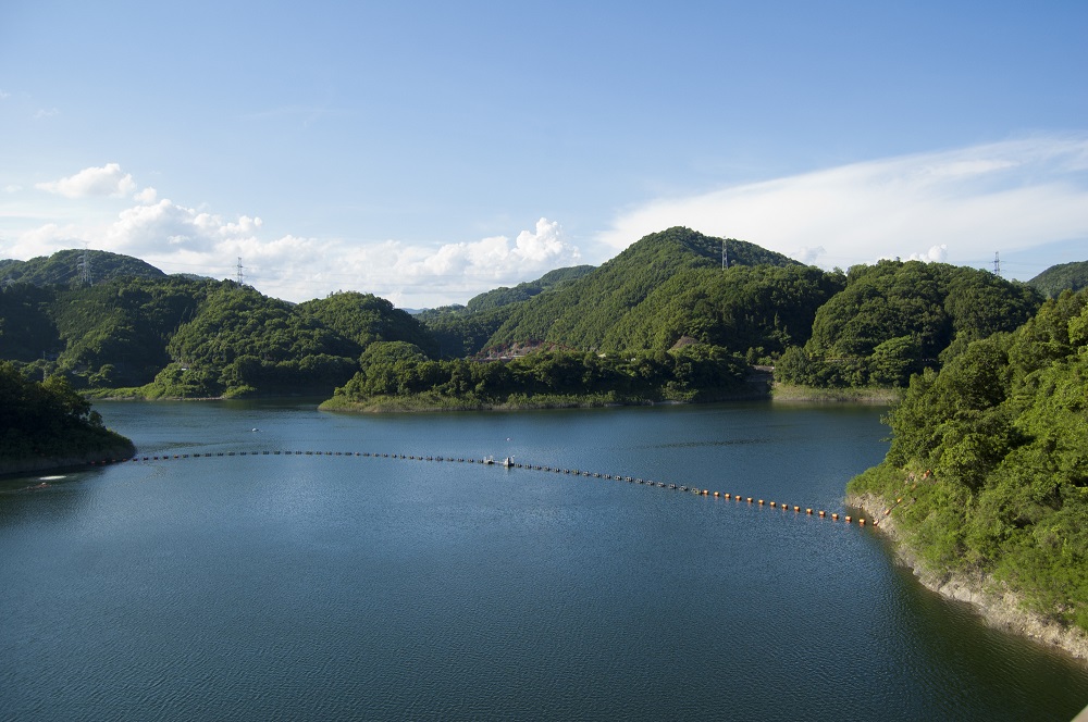 知明湖