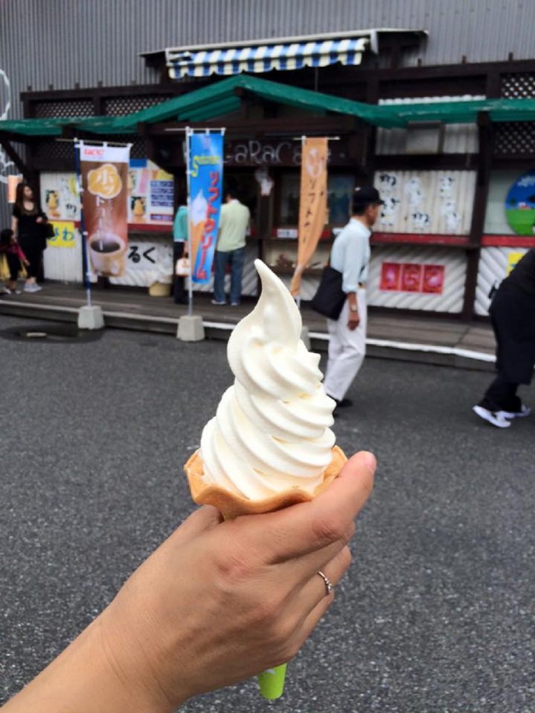 ソフトクリーム　バニラ