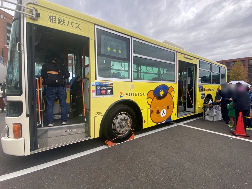 車内に入るには行列覚悟