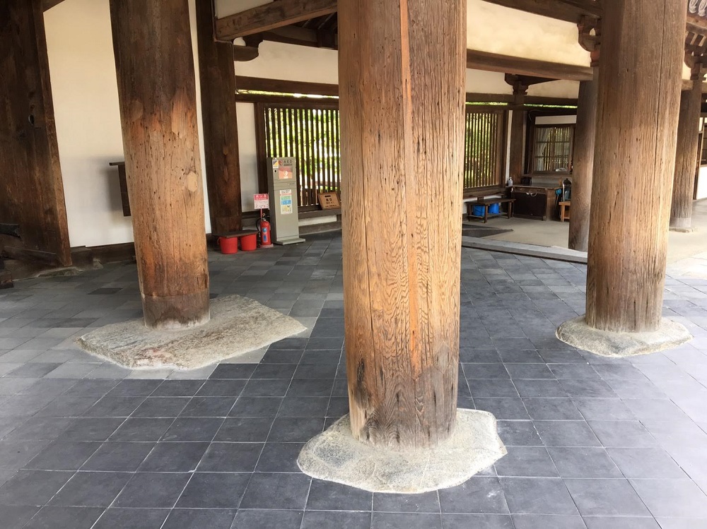 法隆寺の柱