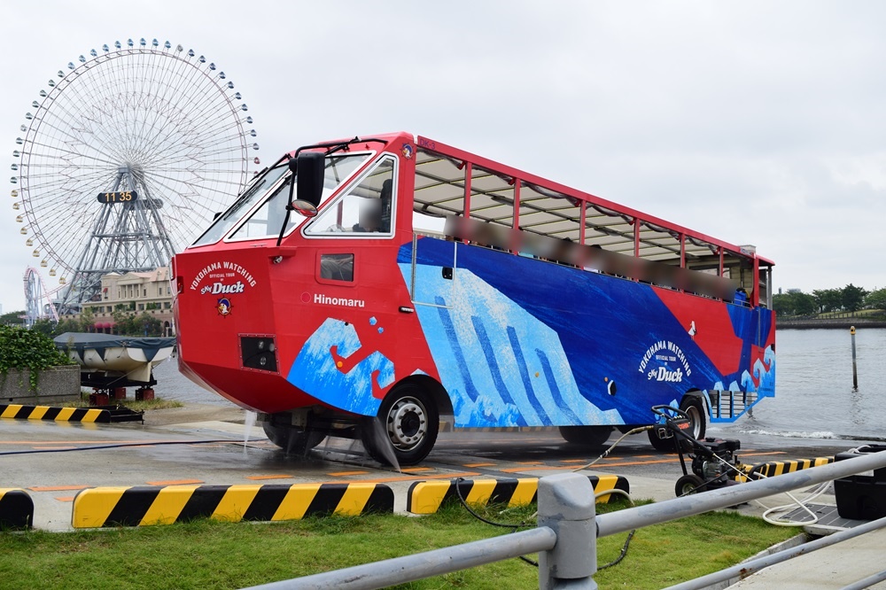 横浜・水陸両用バス（スカイダック）