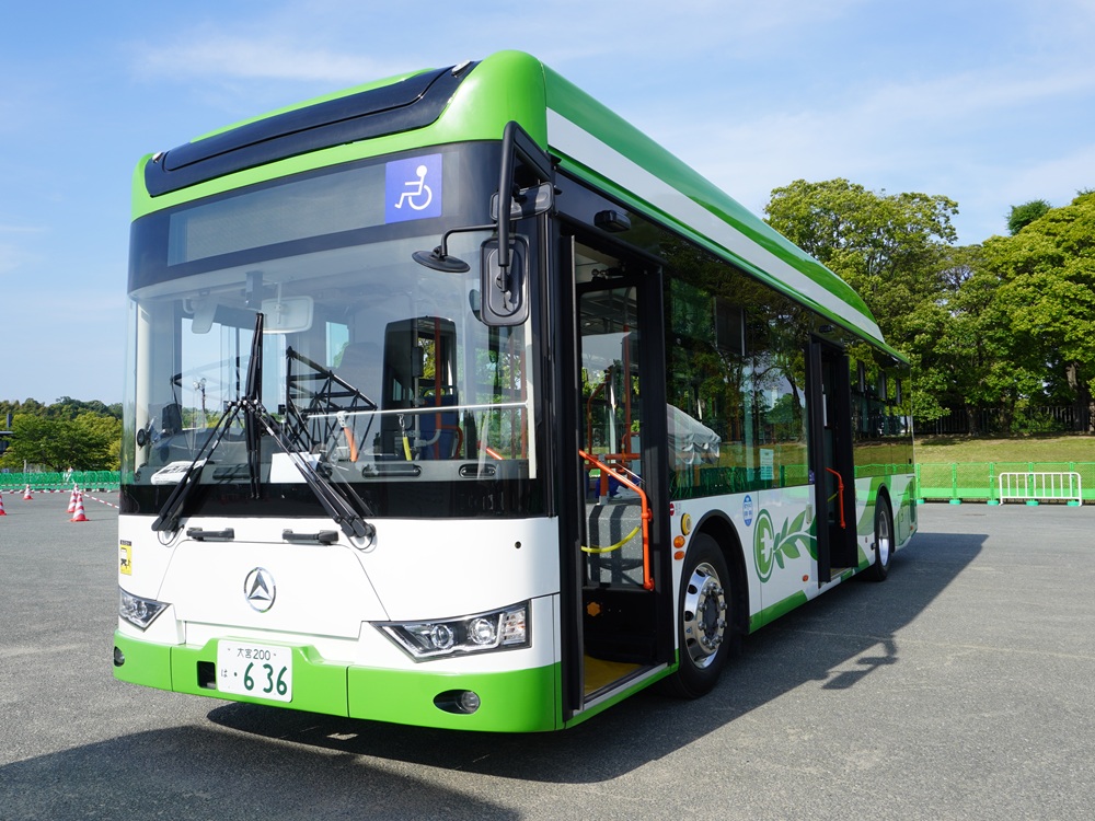 アルファバスジャパン ECITY L10