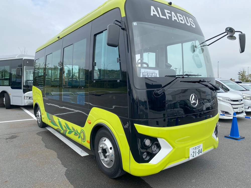 アルファバスECITY L6(小型電気バス)