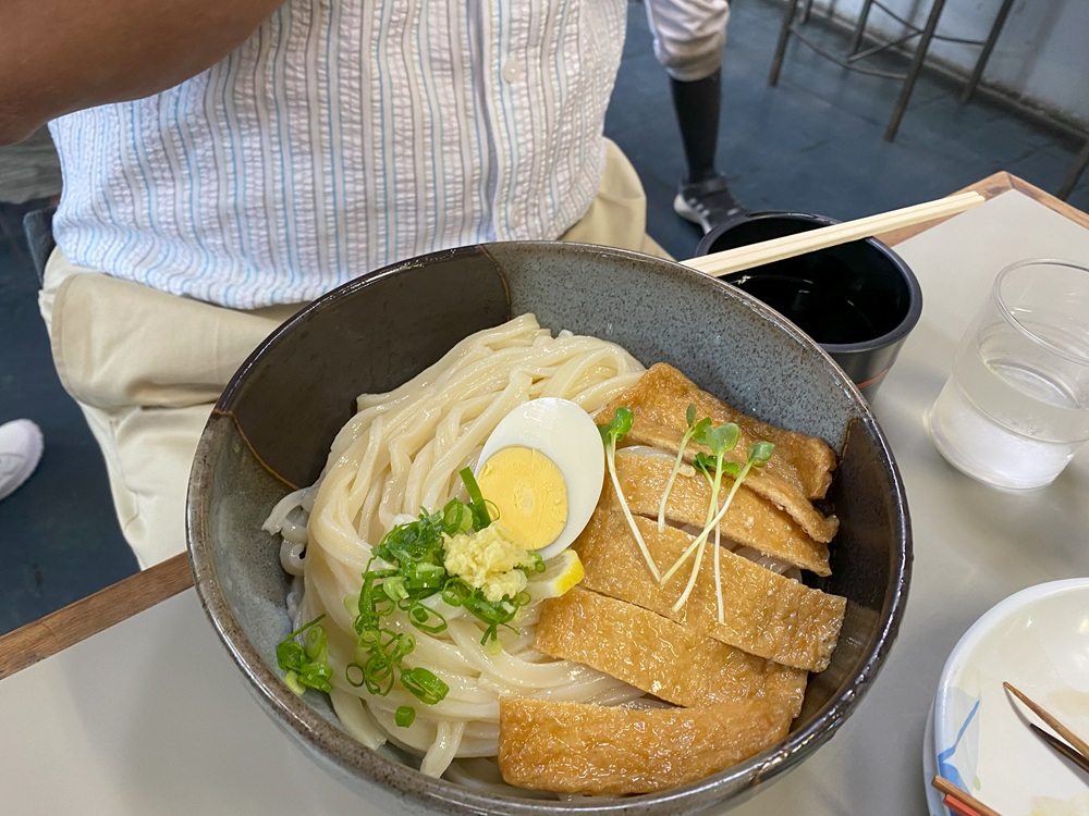 冷やしきつねうどんも
