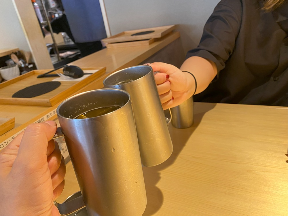 暑いからハイボール飲んでういー