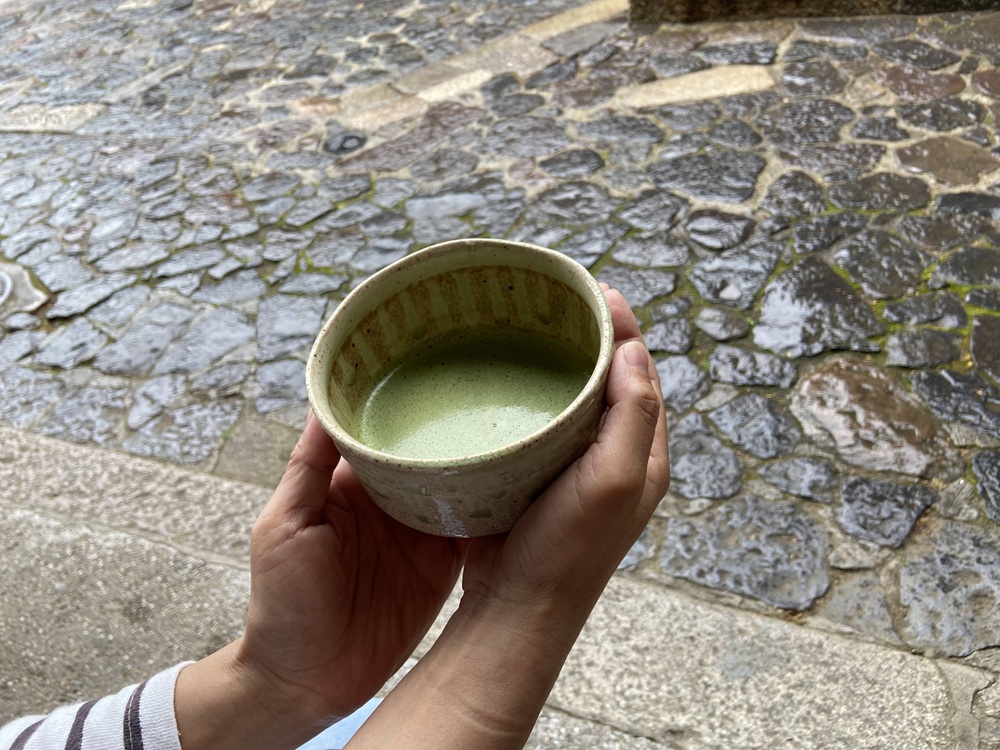 お抹茶いただきます