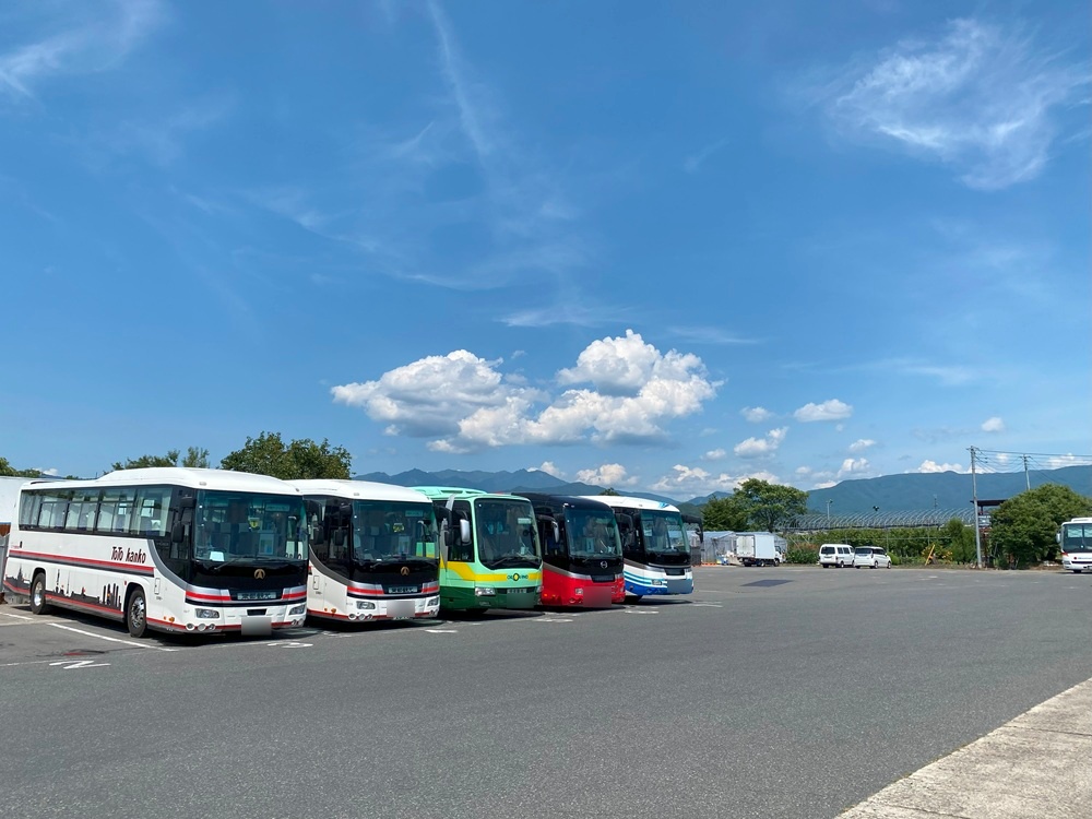 原田農園の観光バス駐車場