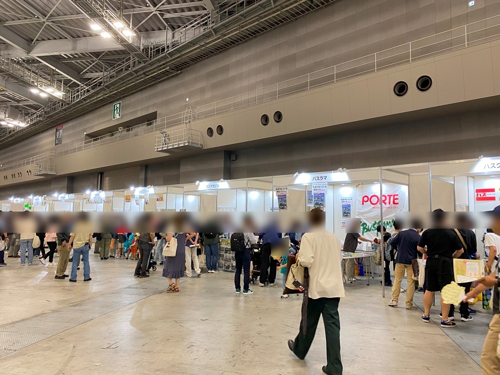 協賛各社のグッズ販売など
