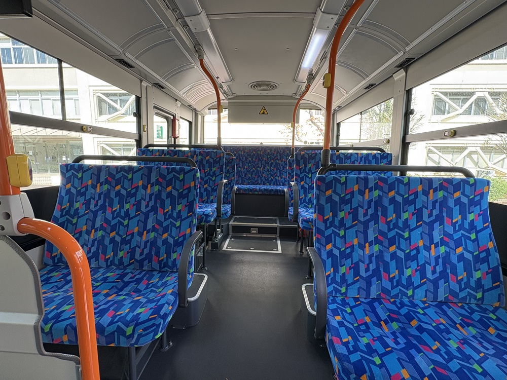 いすゞ自動車「エルガ」の車内