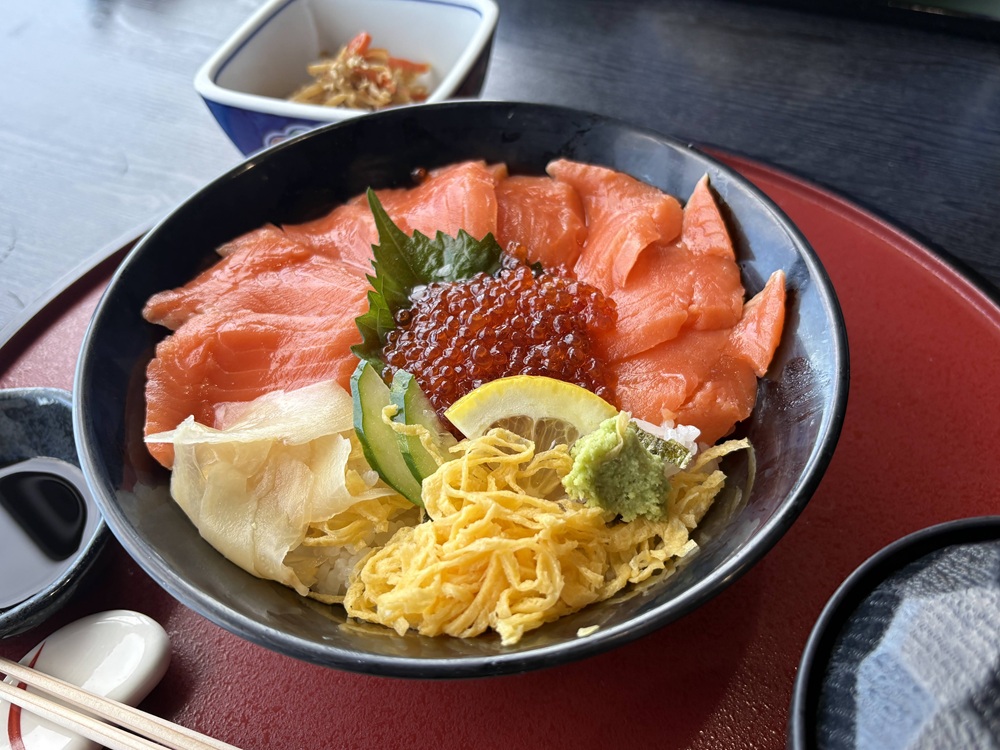 海鮮丼