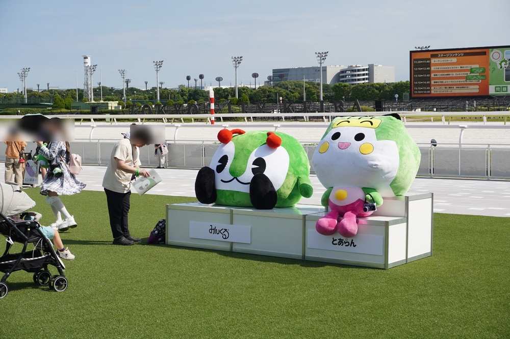 とあらんとみんくるのフォトブースも