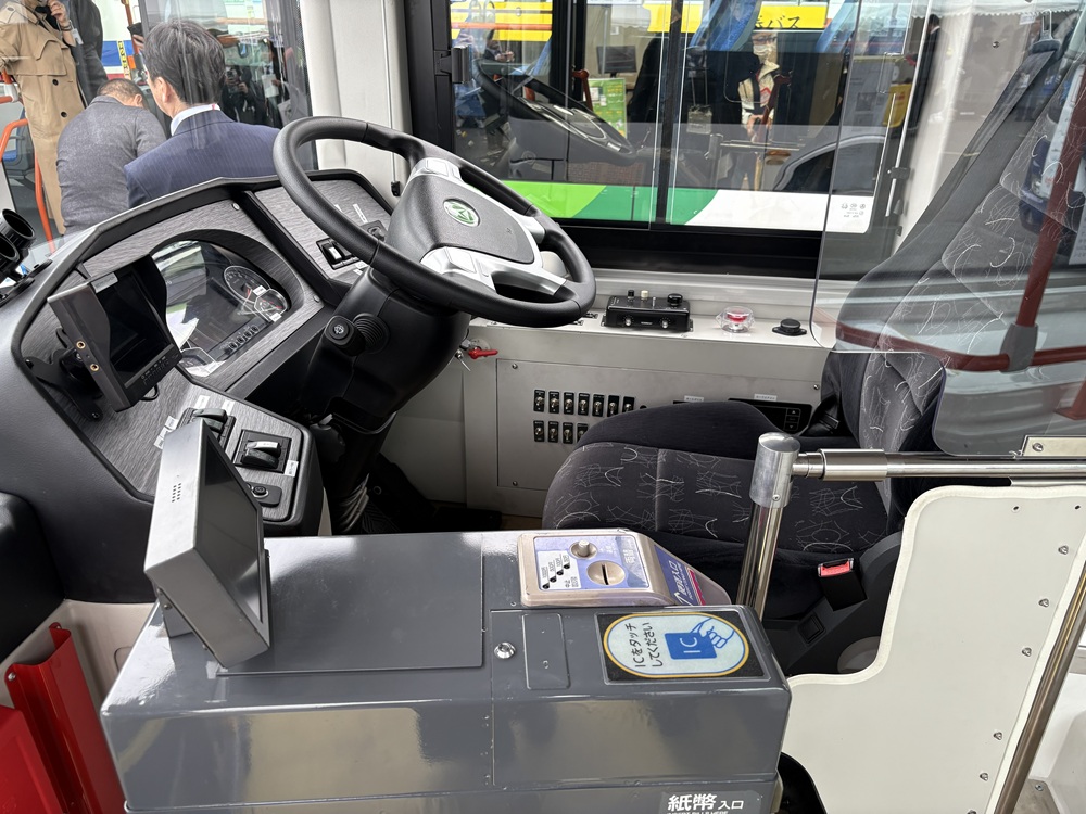 日本の路線バス事情に最適な仕様