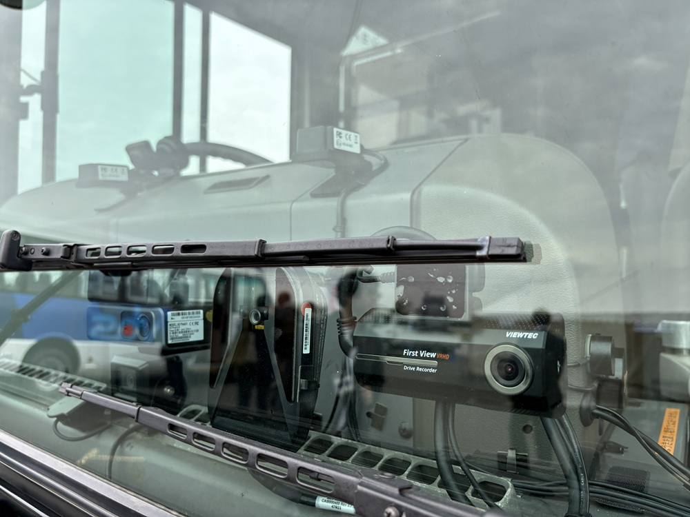 モービルアイやAI側方衝突警報システムなどを搭載