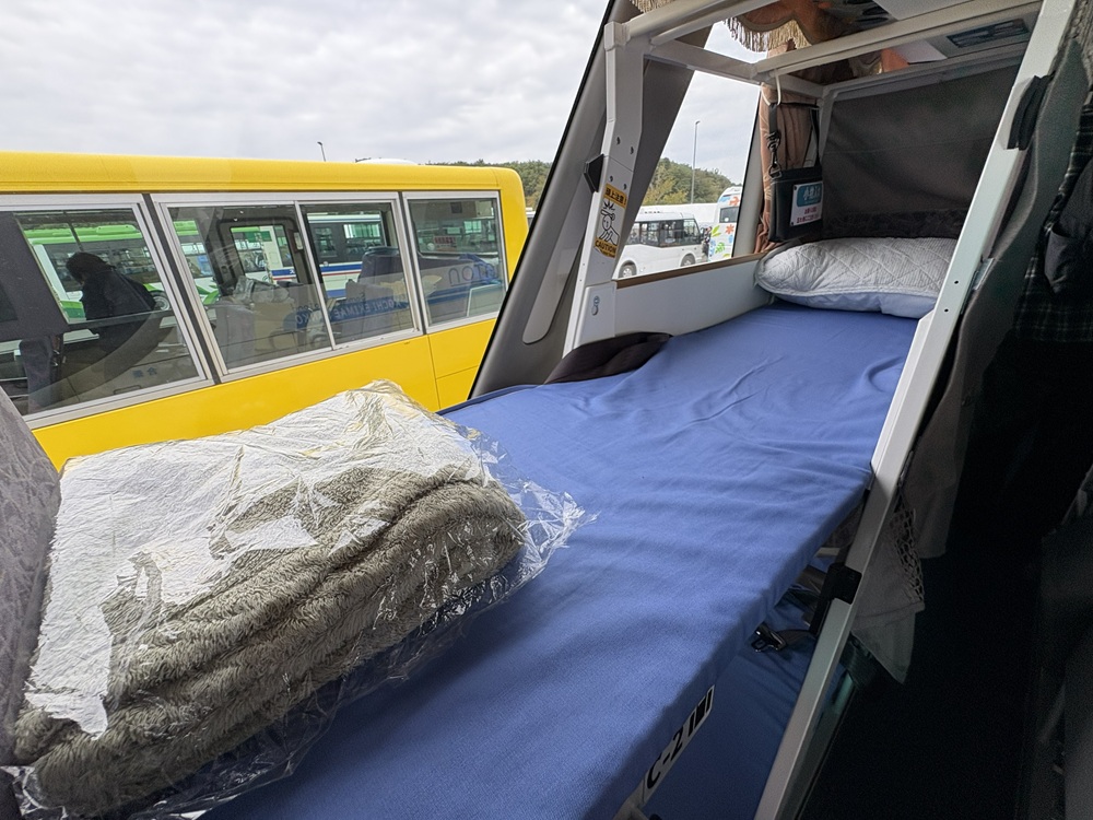 マットレスやまくら、毛布も完備