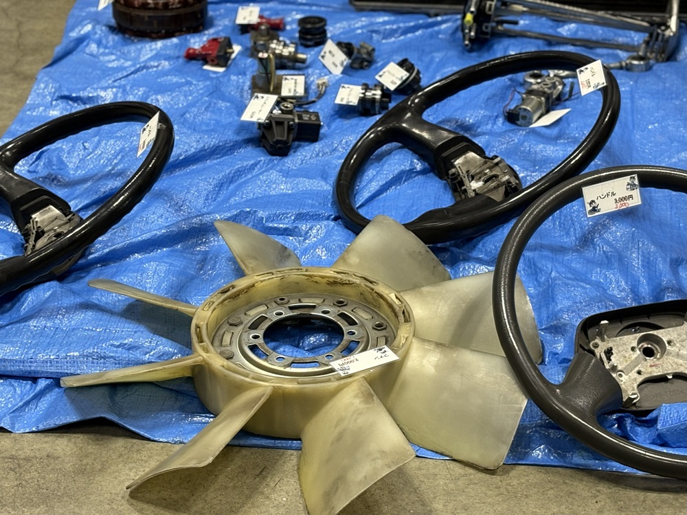 部品販売コーナー