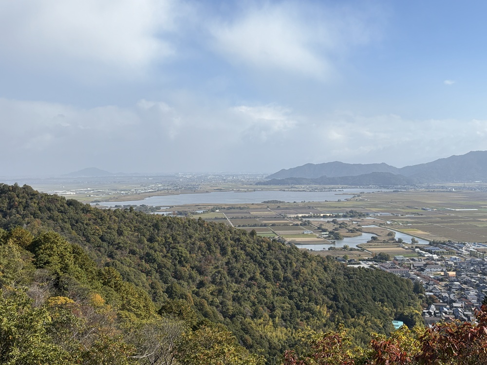 びわ湖が見える