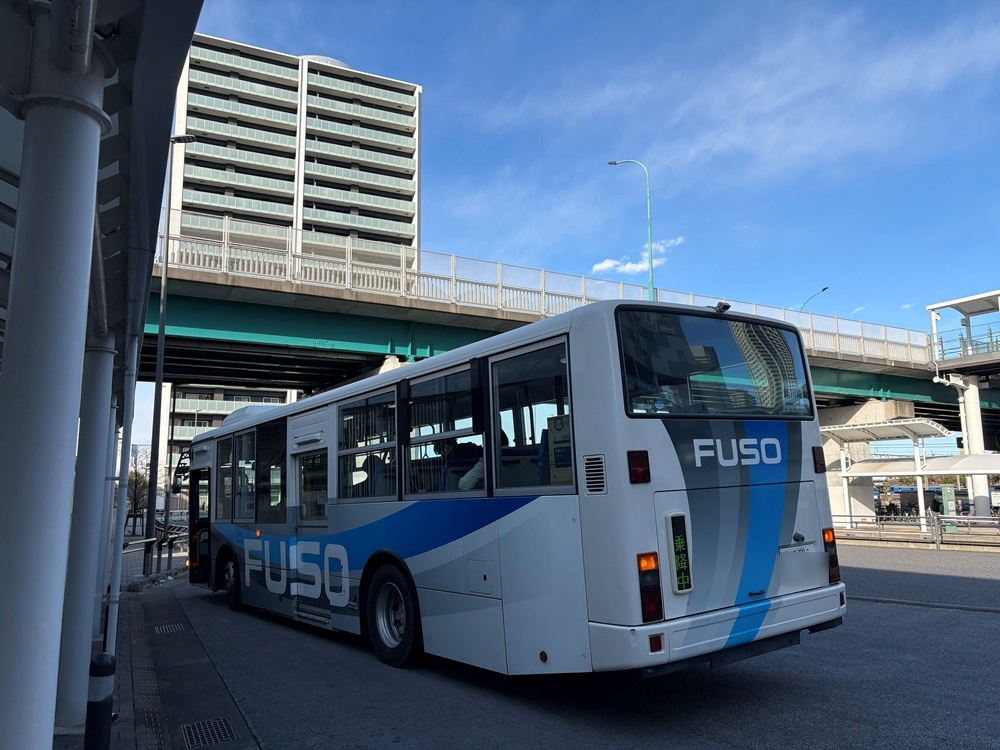 企業の送迎バスもこちらを利用