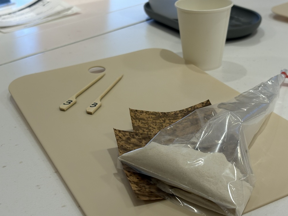 「万能すりみパウダー」(国際特許出願中)を使って手作り