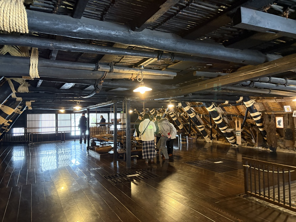 最大級クラスの合掌造り